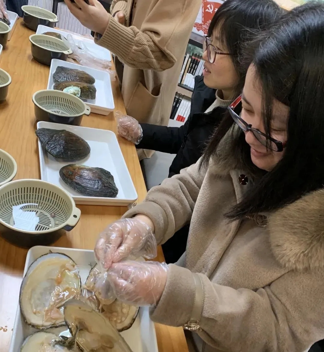 黄色韩漫