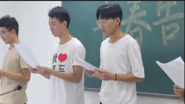 黄色韩漫