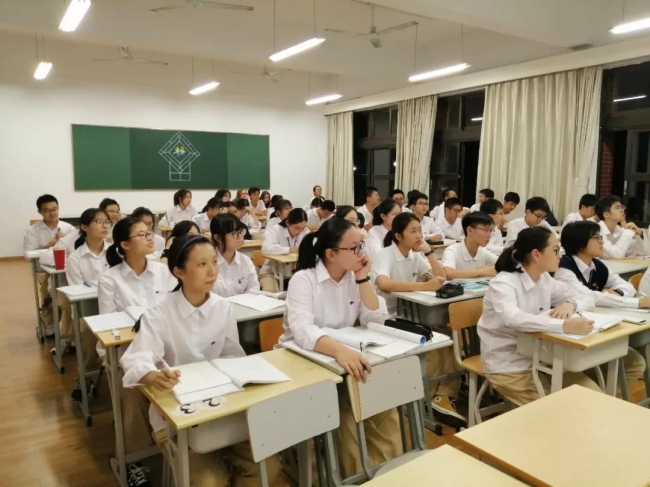 黄色韩漫