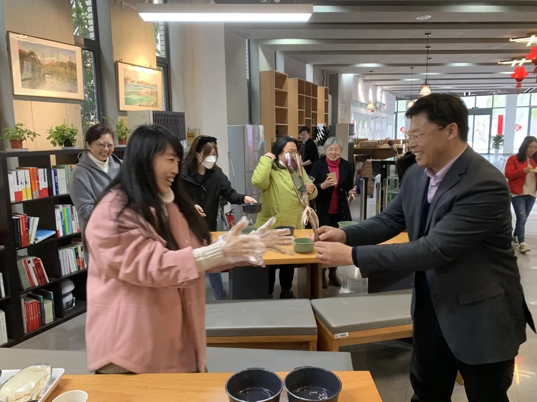 黄色韩漫