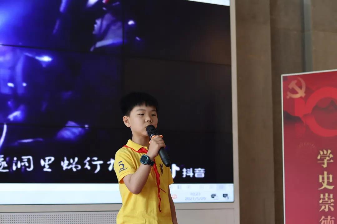 黄色韩漫