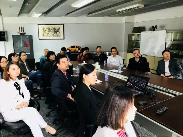 黄色韩漫